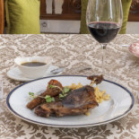 La Cochera Del Abuelo food