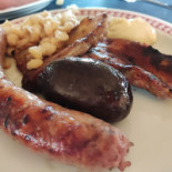 Entre Oriente Y Occidente food