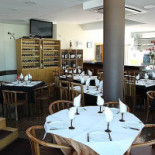 Alfonso Mira À l'intérieur