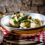 Adams Place Nourriture