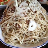 Adams Place Nourriture