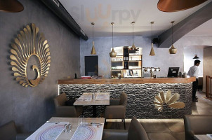 Rangoli Smichov Dentro