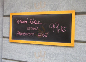 Roots Fresh Food Bistro Carta