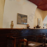 The Royal Maharaja Oriental Indian Dentro