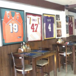 Alejandro Serrano À l'intérieur