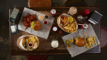 Tommi's Burger Joint Bebida