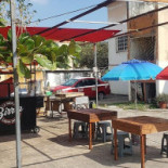 Velequile Gastromanía outside