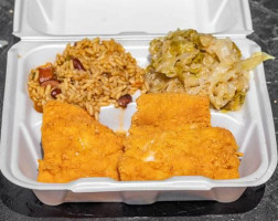 Brisas De Abades food