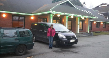 Salzburgi Hotelli Restoranid Piano Ja Jahisaal Exterior