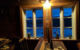 Randulffs Seahouse Dentro