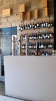 Vinoteca A Micalla inside