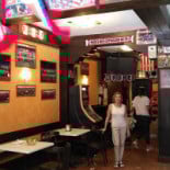 Meson Circulo Dentro