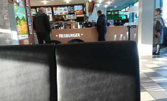 Hesburger Dentro