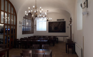 Klášterní Restaurace Dentro