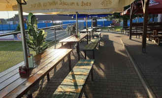 Restaurace U Novaka Prestice /ace Na Hristi/ Exterior