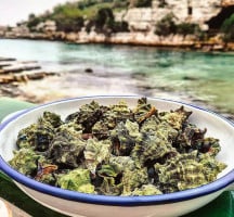 Xuroy food