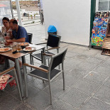 Cafeteria Pizzeria Arepera Pirdula Abades outside
