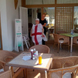 Freddy Julies English Dentro