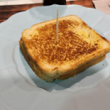 Stradivaruis Gastro Pub Karaoke food