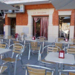 Gelateria Valencians outside