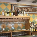 Bodegón Emilio Restaurante inside