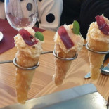 A L'alba Gastrobar food