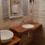 Pizzeria Monty inside