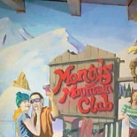 Pizzeria Monty outside