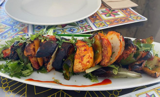 Taj Mahal Tandoori Almunecar Comida