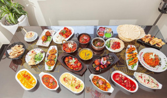 Taj Mahal Tandoori Almunecar Comida