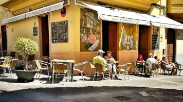 El Populacho À l'intérieur