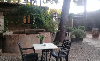 Restaurant-Masia Can Sors outside