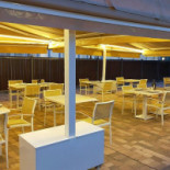 Carrillo À l'intérieur