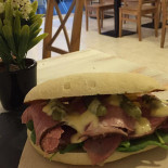 Oroma Coffee Nourriture