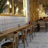 Peter Pan Bakery À l'intérieur