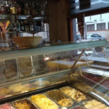 Cafeteria La Perla food