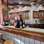 Mesón Chuchi Dentro