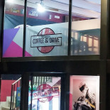 Coffee&drive Outside