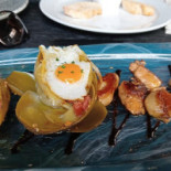 Charlotte Nourriture