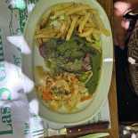 Las Tres Chimeneas Comida