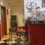 Only You CafÉ 50 's Diner À l'intérieur