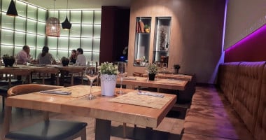 Garnache À l'intérieur