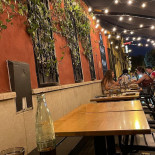 Morro Fino, Tasca Contemporanea À l'intérieur