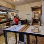 Sybarit Gastroshop À l'intérieur