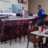 CaÑas Coffee Dentro