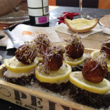 CaÑas Coffee Comida