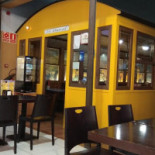 The Tram Of Durcal À l'intérieur