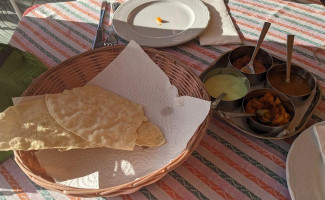 Madras Curry House food