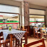 Paolo La Pizzería inside