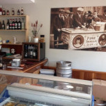 Paolo La Pizzería inside